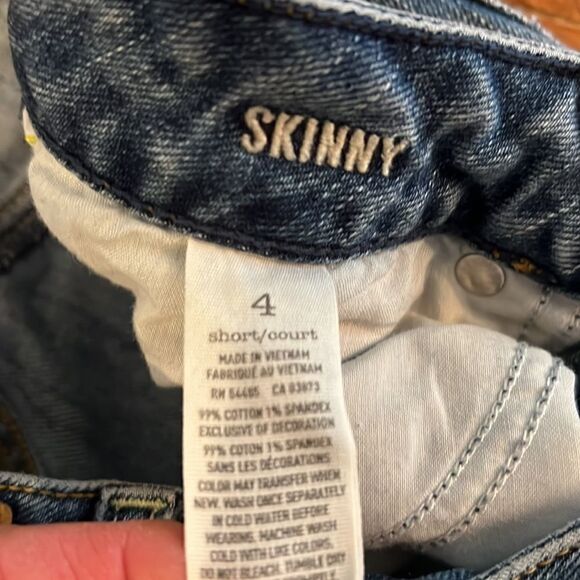 American Eagle Outfitters Skinny distressed jeans.women’s 4 short - Picture 5 of 8